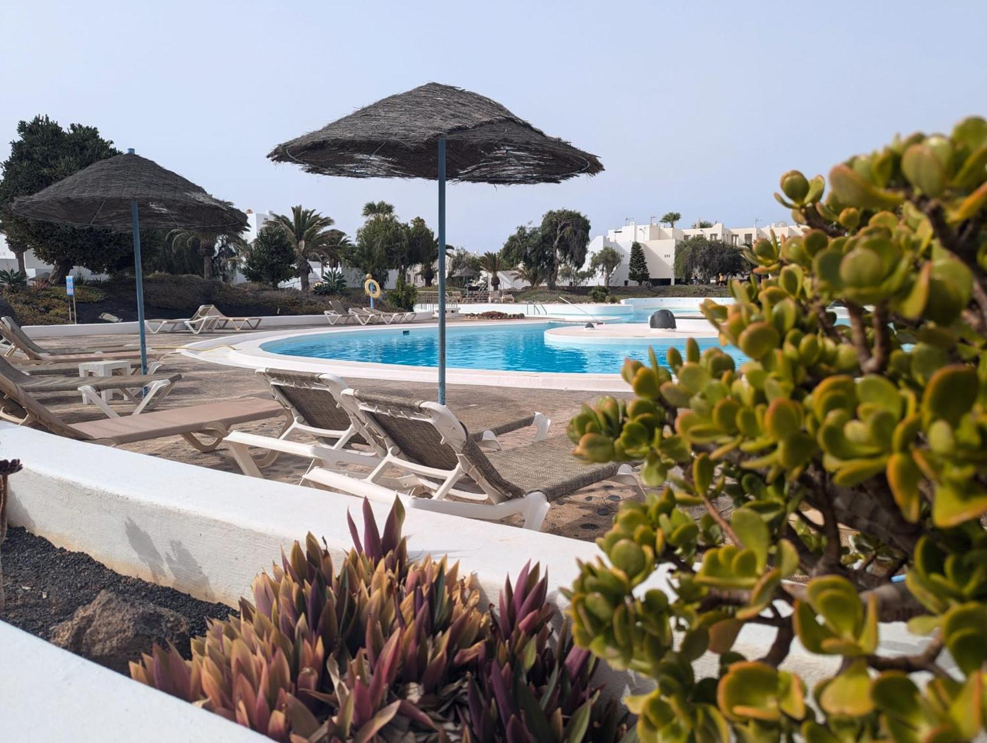 Charming Flat In Los Molinos With Terrace & Pools, Near Playa Bastian Коста-Тегісе Екстер'єр фото